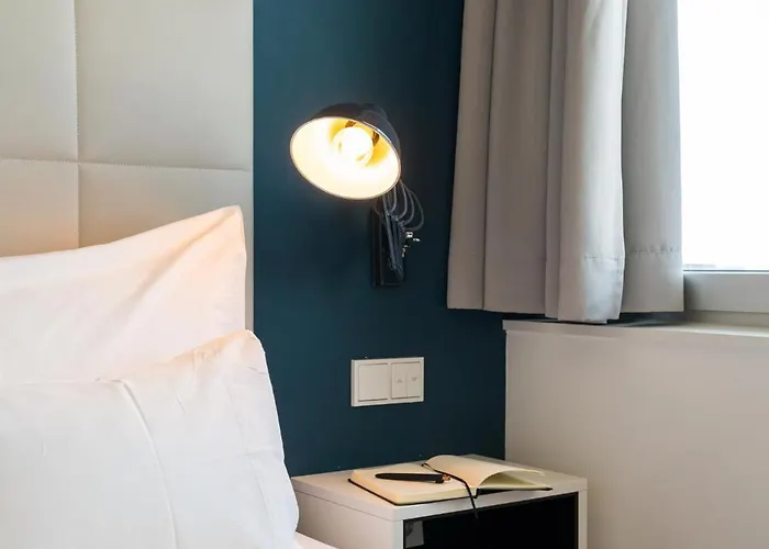 Residence, Philips Haus - Europlaza 4*