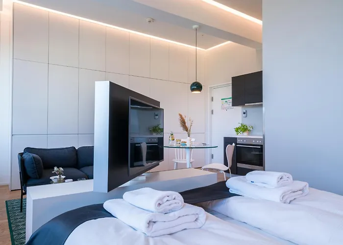 Residence, Philips Haus - Europlaza